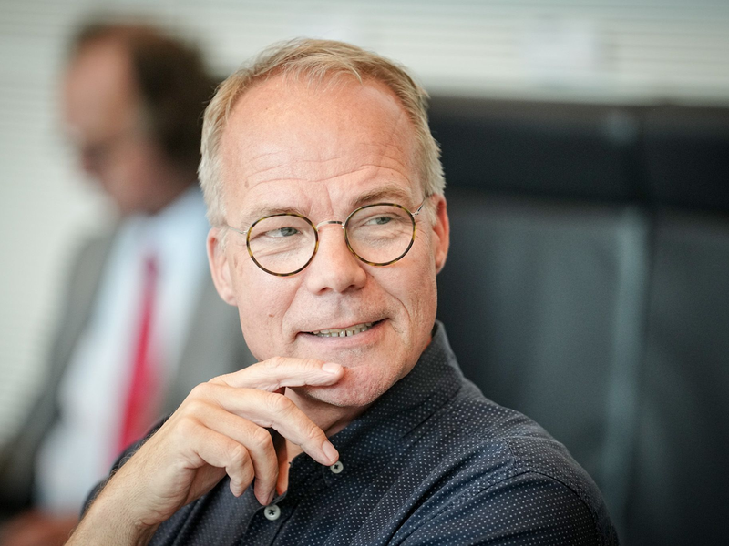 SPD-Fraktionschef Miersch geht davon aus, dass die Richterinnen und Richter für Karlsruhe im September gewählt werden. (Archivbild) - Foto: Kay Nietfeld/dpa