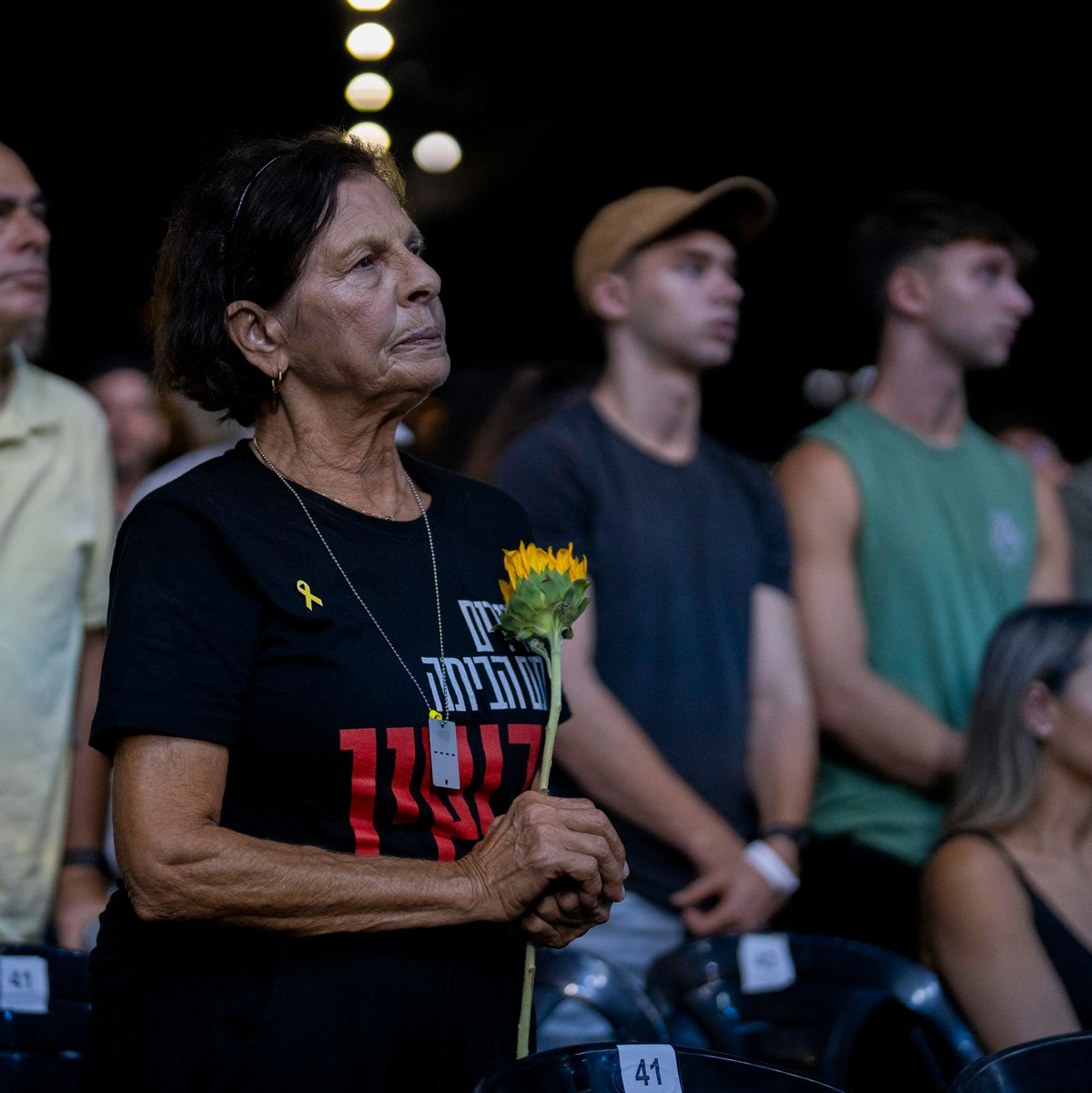 Ein Jahr nach dem Massaker der Hamas in Israel haben viele Menschen der Opfer gedacht.   - Foto: Ilia Yefimovich/dpa