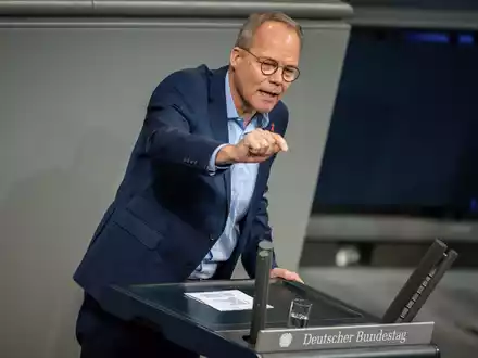 SPD-Fraktionschef Matthias Miersch schließt Verhandlungen über eine Rückkehr zur Wehrpflicht in dieser Legislaturperiode aus. (Foto Archiv) - Foto: Michael Kappeler/dpa
