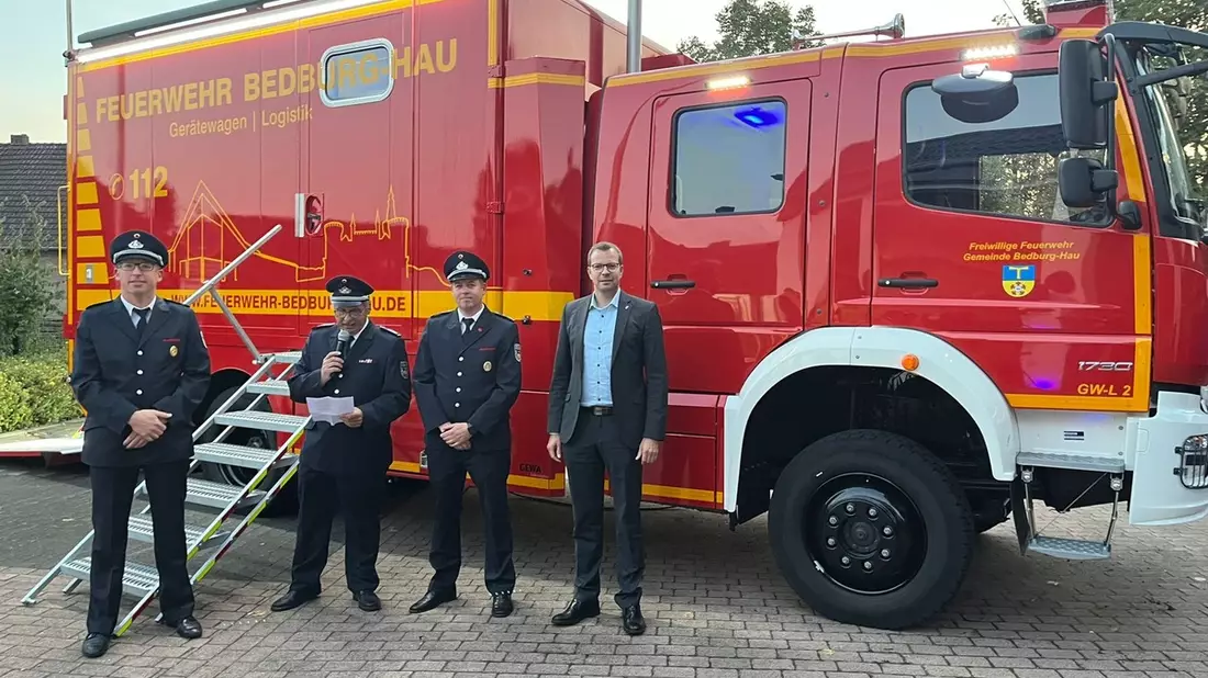 FW-KLE: Freiwillige Feuerwehr Bedburg-Hau erhält ein neues Einsatzfahrzeug mit ganz besonderen Möglichkeiten - Bild: presseportal.de