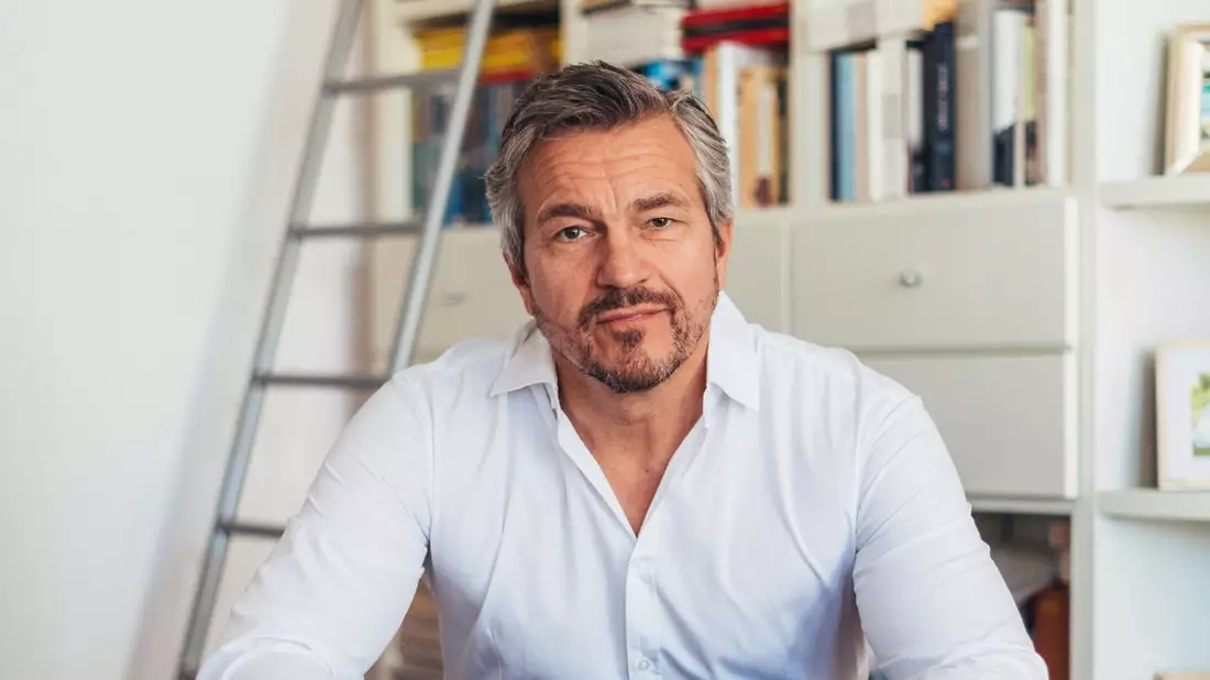 Thomas Schenk wird CEO bei SYNERGIE Deutschland / Thomas Schenk übernimmt das Ruder beim Personaldienstleister Synergie und will das Unternehmen in die Zukunft führen - Bild: presseportal.de
