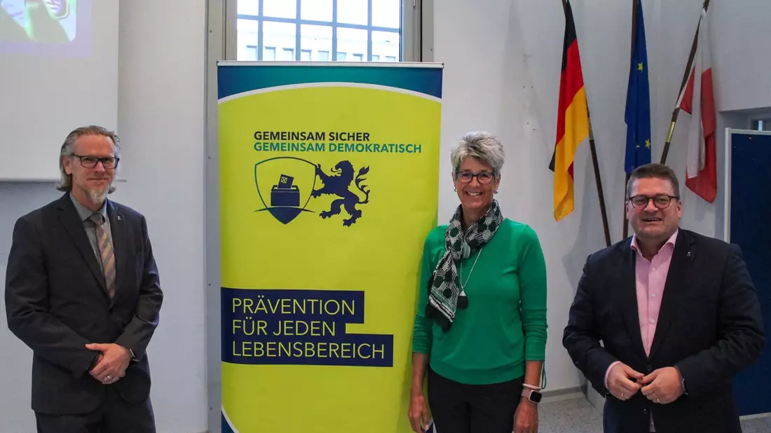 POL-GI: Schützen im Dialog - Auftaktveranstaltung im Polizeipräsidium Mittelhessen - Bild: presseportal.de