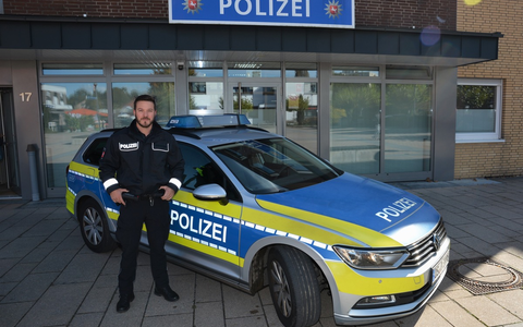 POL-OS: Belm: Polizeihauptkommissar Markus Bienias: Neuer Leiter der Polizeistation Belm setzt auf langfristige Zusammenarbeit - Foto: presseportal.de POL-OS: Belm: Polizeihauptkommissar Markus Bienias: Neuer Leiter der Polizeistation Belm setzt auf langfristige Zusammenarbeit - Foto: presseportal.de