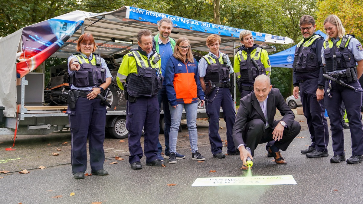 POL-GE: Verantwortung stoppt Vollgas/Einsatz an einer Gesamtschule - Foto: presseportal.de