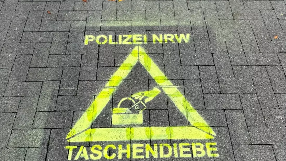 POL-ME: Augen auf - Tasche zu! - Die Polizei geht gegen Taschendiebe vor! - Kreis Mettmann - 2410034 - Bild: presseportal.de