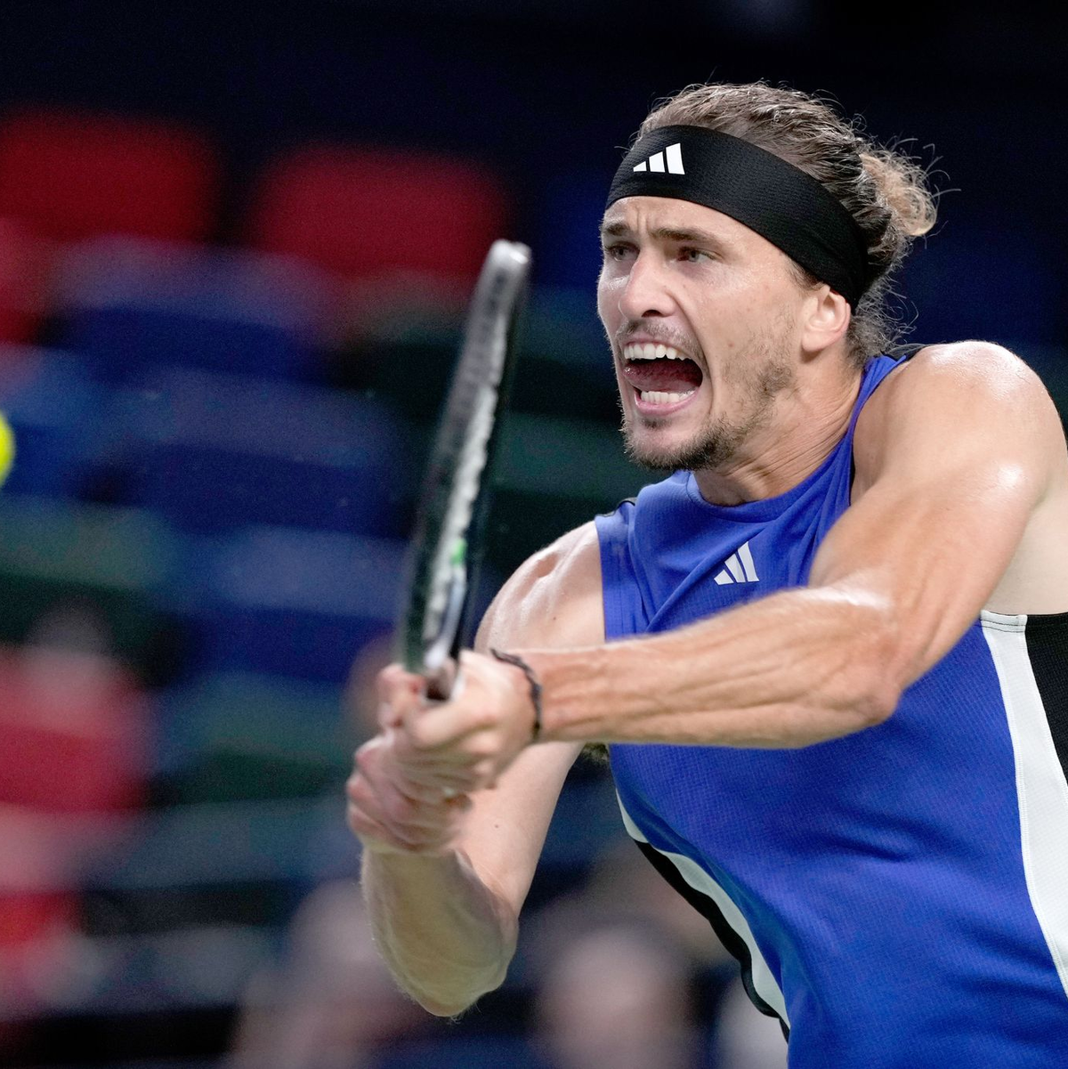 Alexander Zverev kämpft auch gegen seinen Lungen-Probleme. - Foto: Andy Wong/AP/dpa