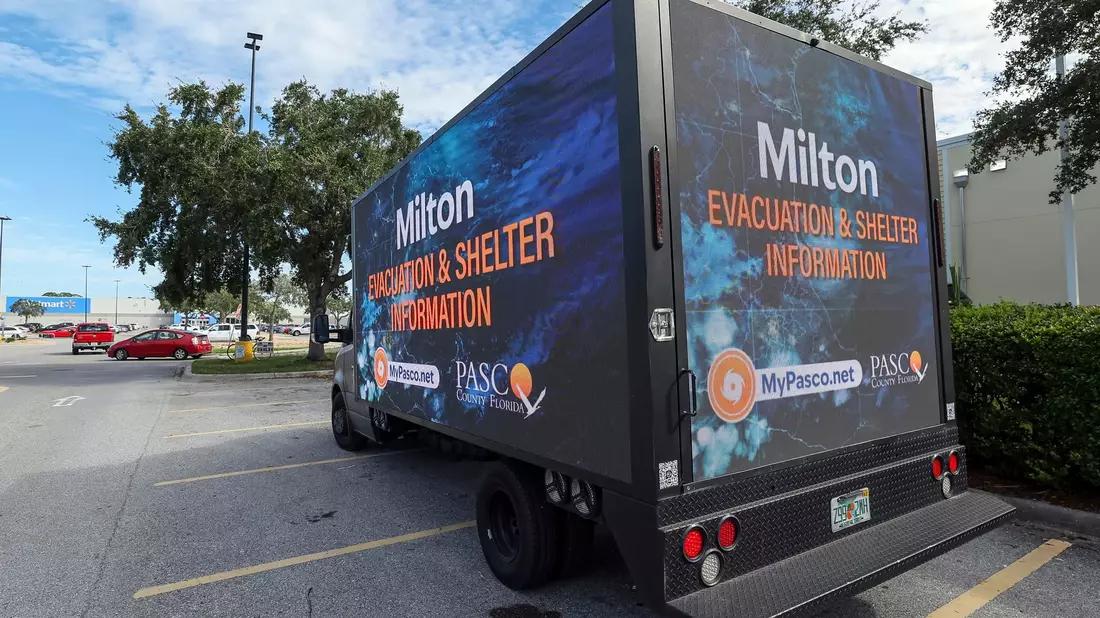 «Milton» soll Florida am Mittwochabend (Ortszeit) erreichen.  - Bild: Mike Carlson/FR155492 AP/dpa