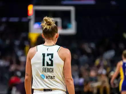Die in der Defensive starke Leonie Fiebich ist auch als Dreier-Schützin gefährlich. - Foto: Maximilian Haupt/dpa