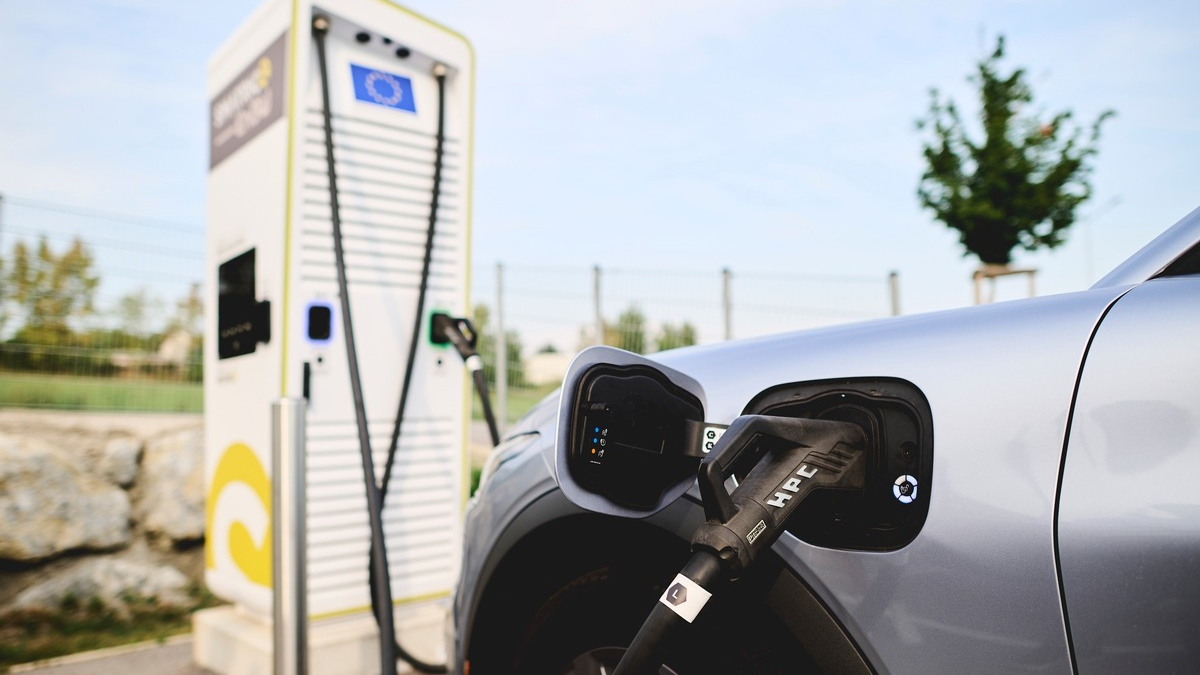 Rekord-Ausbau: SMATRICS EnBW errichtet im 3. Quartal 64 weitere Highspeed-Ladepunkte in Österreich - Foto: presseportal.de