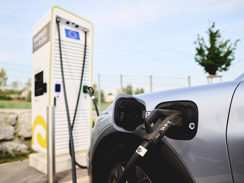 Rekord-Ausbau: SMATRICS EnBW errichtet im 3. Quartal 64 weitere Highspeed-Ladepunkte in Österreich - Foto: presseportal.de