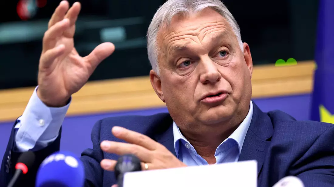 Fordert Spitzentreffen zur Migration: Der ungarische Ministerpräsident Viktor Orban. (Archivbild) - Bild: Frederick Florin/AFP/dpa
