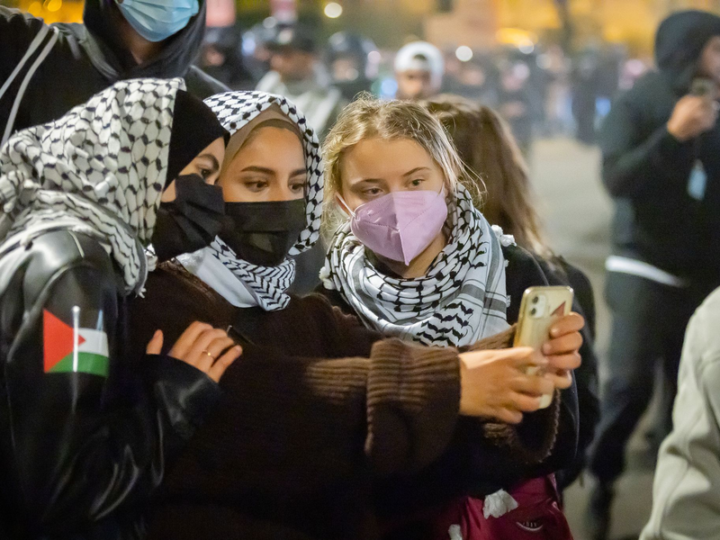 Am Montag, dem Jahrestag des Hamas-Massakers in Israel, war Greta Thunberg bei einer propalästinensischen Demonstration in Berlin. (Archivbild) - Foto: Christoph Soeder/dpa