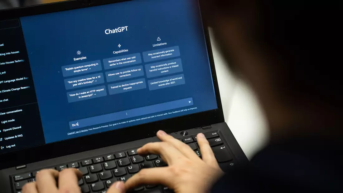 Eine technische Störung beim Internetanbieter Cloudflare hat etliche Websites und Online-Apps unerreichbar gemacht. (Symbolbild) - Bild: Frank Rumpenhorst/dpa