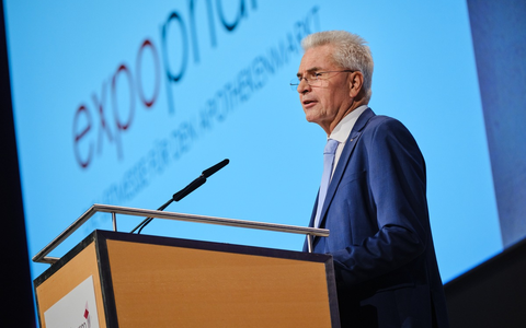 Expopharm: DAV-Vorsitzender Dr. Hubmann fordert sofortige, spürbare Honorarerhöhung für Apotheken - Foto: presseportal.de Expopharm: DAV-Vorsitzender Dr. Hubmann fordert sofortige, spürbare Honorarerhöhung für Apotheken - Foto: presseportal.de