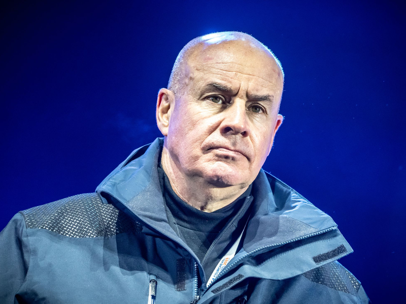 Fis-Präsident Johan Eliasch kontert den offenen Protestbriefen von vielen Ski-Assen. - Foto: Michael Kappeler/dpa