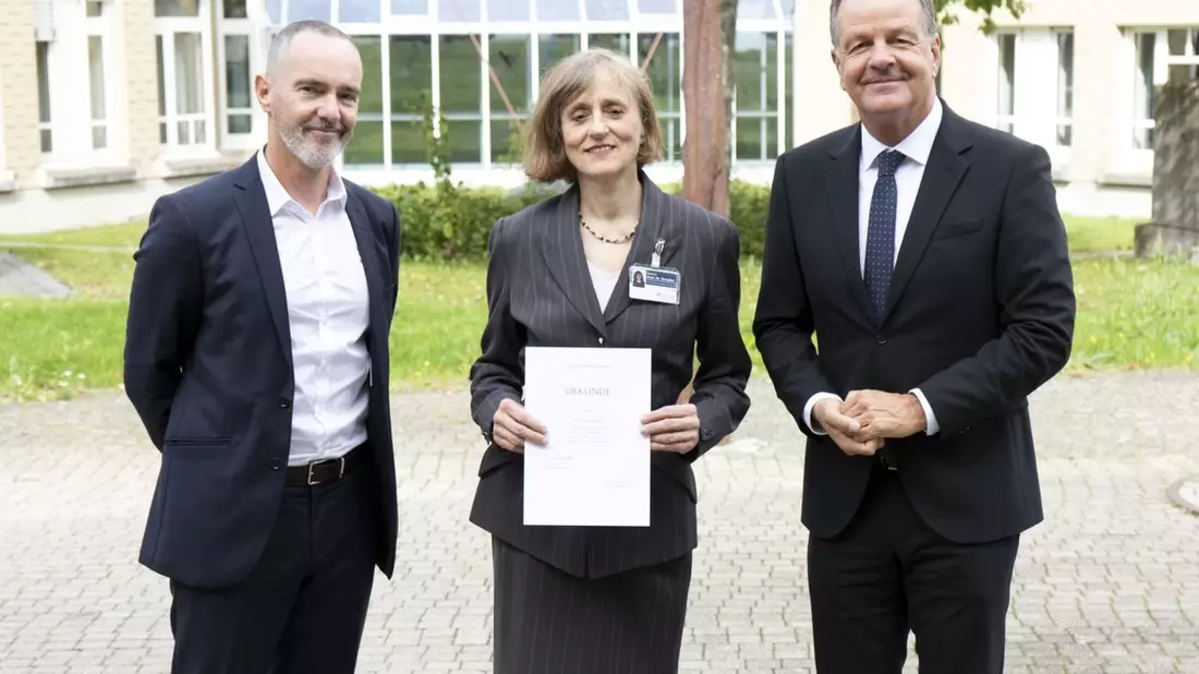 POL-FR: Professorin Dr. Susanne Scheller wurde an der Hochschule für Polizei Baden-Württemberg in den Ruhestand verabschiedet. - Bild: presseportal.de