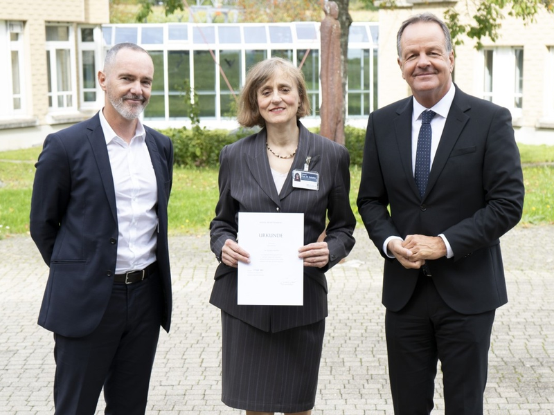 POL-FR: Professorin Dr. Susanne Scheller wurde an der Hochschule für Polizei Baden-Württemberg in den Ruhestand verabschiedet. - Foto: presseportal.de