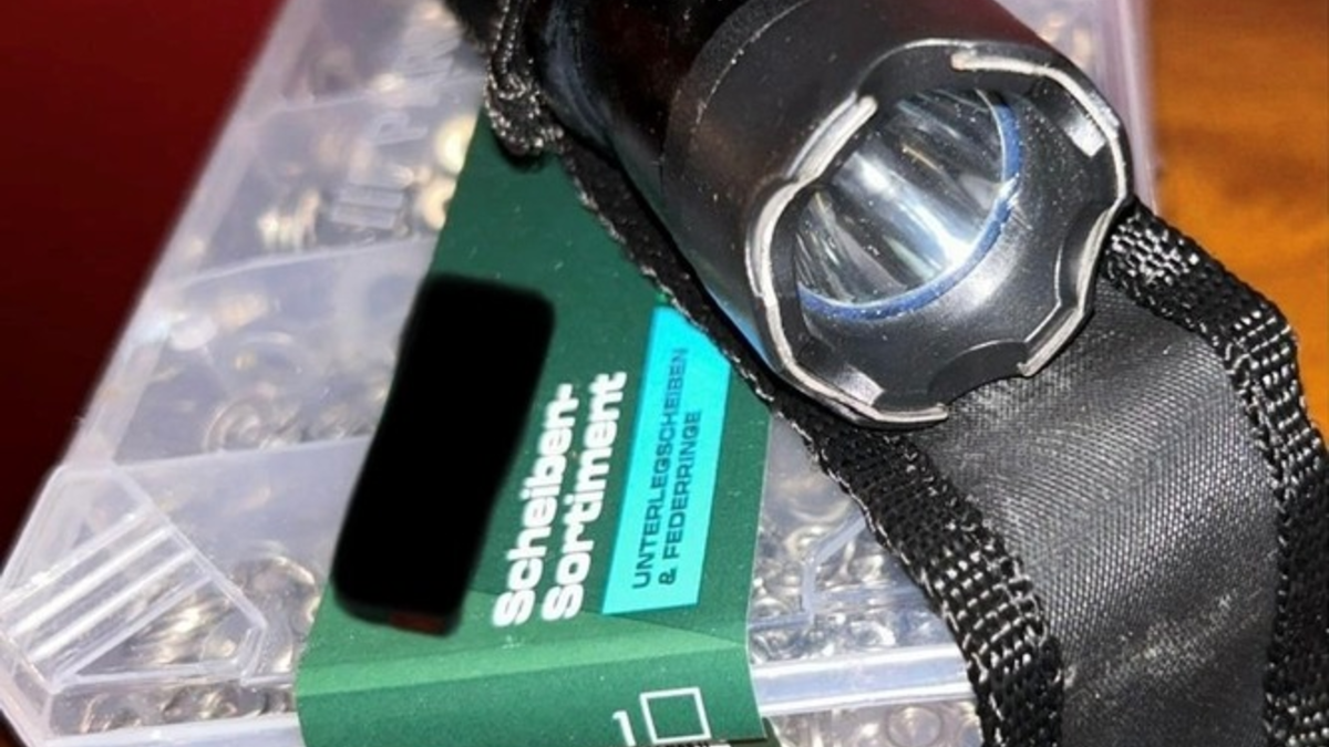 HZA-MS: Schwarzarbeit: Umfangreiche Durchsuchungen des Zolls im Bauhauptgewerbe mit Schwerpunkt in NRW Schadenssumme von sechs Millionen Euro / Vollstreckung von fünf Haftbefehlen / internationale Maßnahmen - Foto: presseportal.de