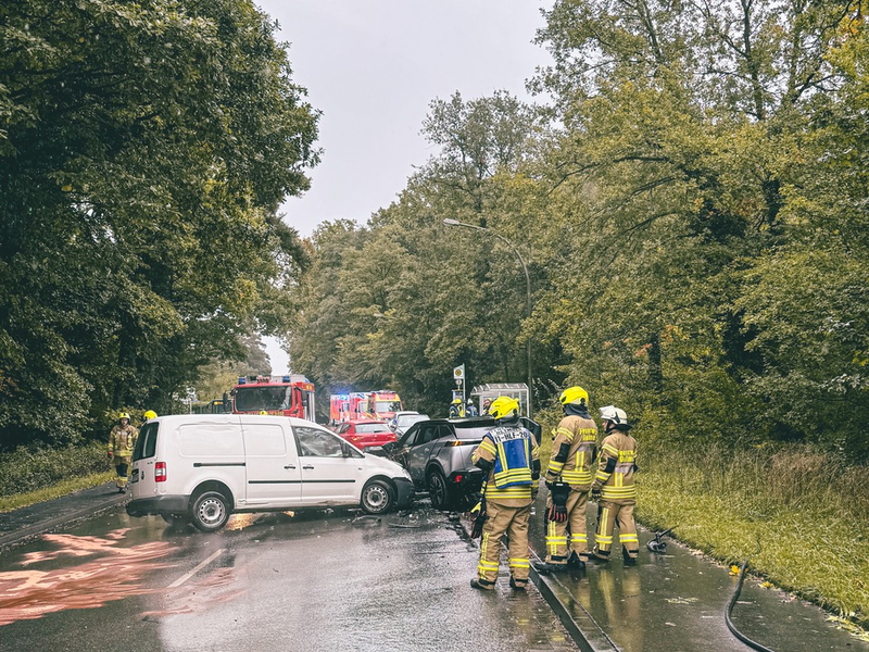 FW-DT: Verkehrsunfall auf dem Plantagenweg - Foto: presseportal.de