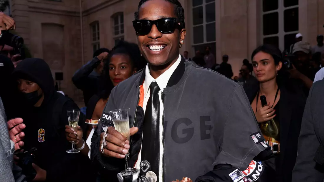 Der US-Rapper Asap Rocky spielt in einem Wettbewerbsfilm mit. (Archivbild)  - Bild: Vianney Le Caer/Invision/AP/dpa