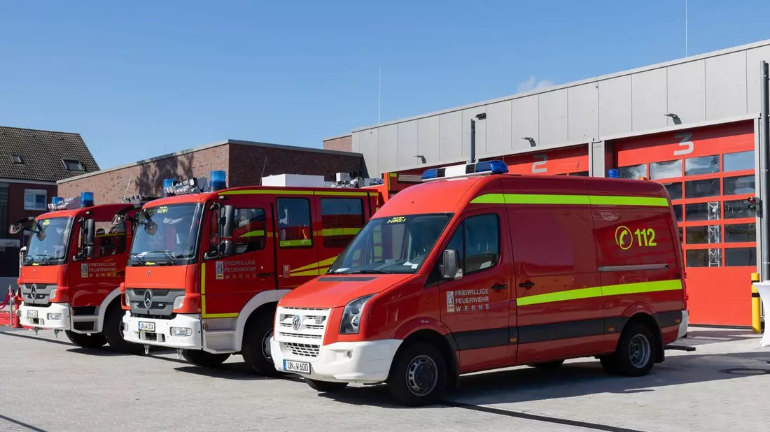 FW-WRN: Eröffnung des neuen Feuerwehrgerätehauses des Löschzugs 3 aus Stockum der Freiwilligen Feuerwehr Werne - Bild: presseportal.de
