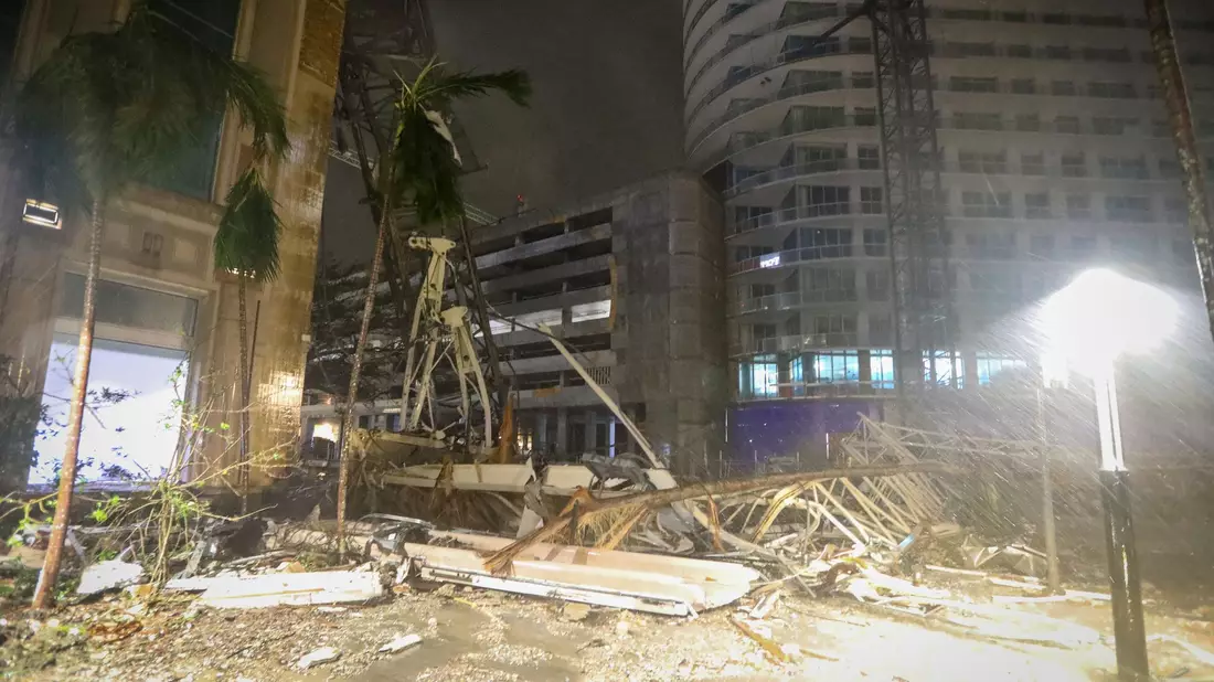 Der Hurrikan hinterlässt eine Schneise der Zerstörung. - Bild: Chris Urso/Tampa Bay Times/AP/dpa