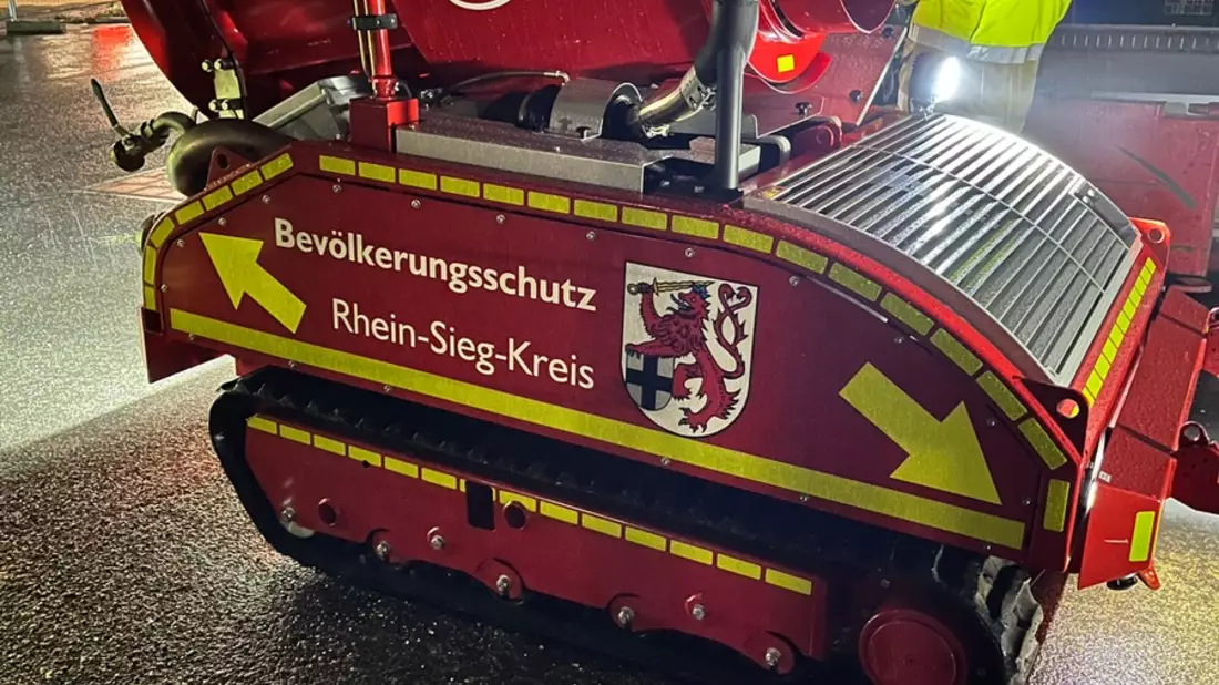 FW-Lohmar: Großübung im Neubau eines Einkaufszentrum mit besonderem Hilfsmittel - Bild: presseportal.de