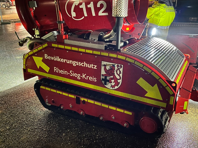 FW-Lohmar: Großübung im Neubau eines Einkaufszentrum mit besonderem Hilfsmittel - Foto: presseportal.de