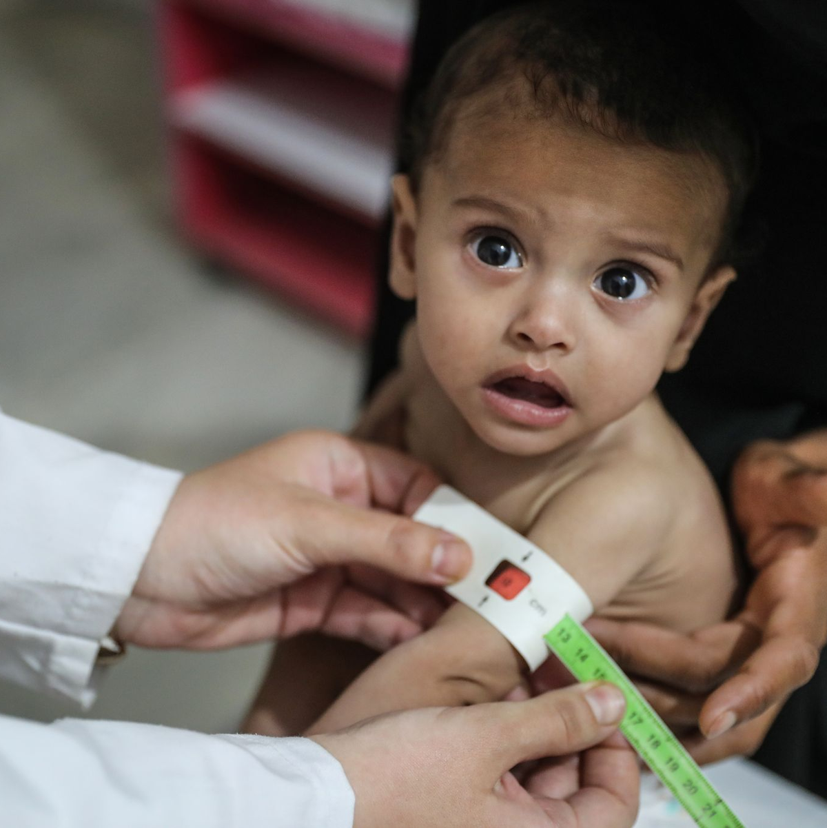 Auch in Syrien ist die Lage nach Einschätzung der Welthungerhilfe katastrophal.  - Foto: Anas Alkharboutli/dpa