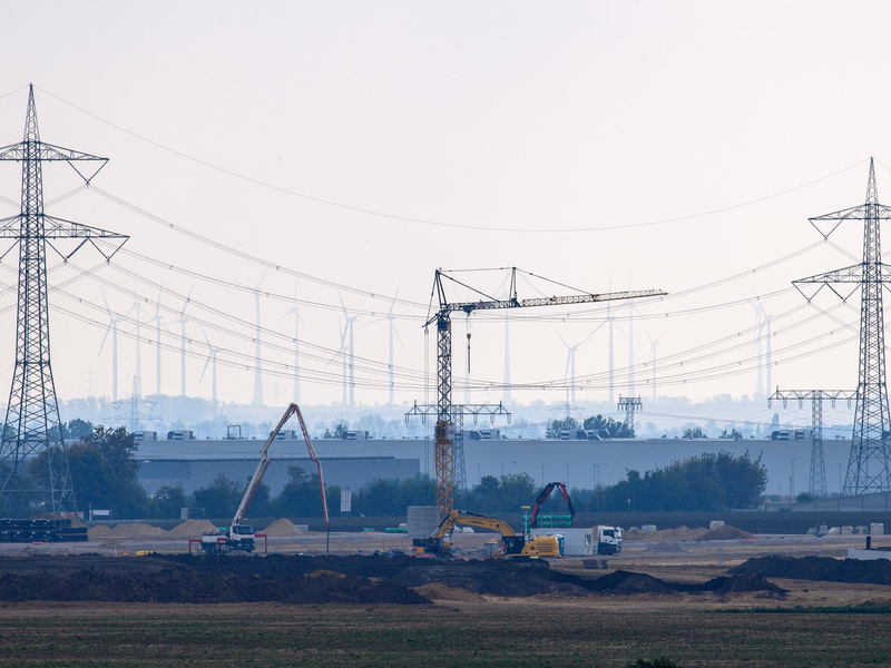 Das Intel-Werk in Magdeburg könnte für den deutschen Steuerzahler um vier Milliarden Euro günstiger werden (Archivbild). - Foto: Klaus-Dietmar Gabbert/dpa