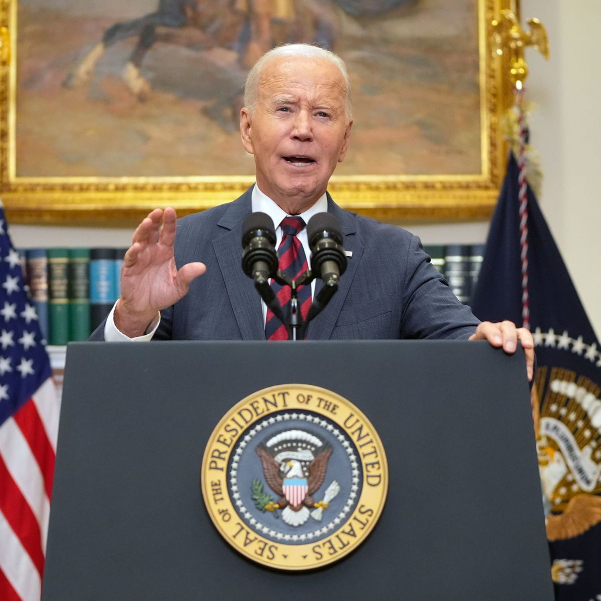 US-Präsident Joe Biden sagte eine Auslandsreise wegen des Hurrikans ab. - Foto: Mark Schiefelbein/AP/dpa