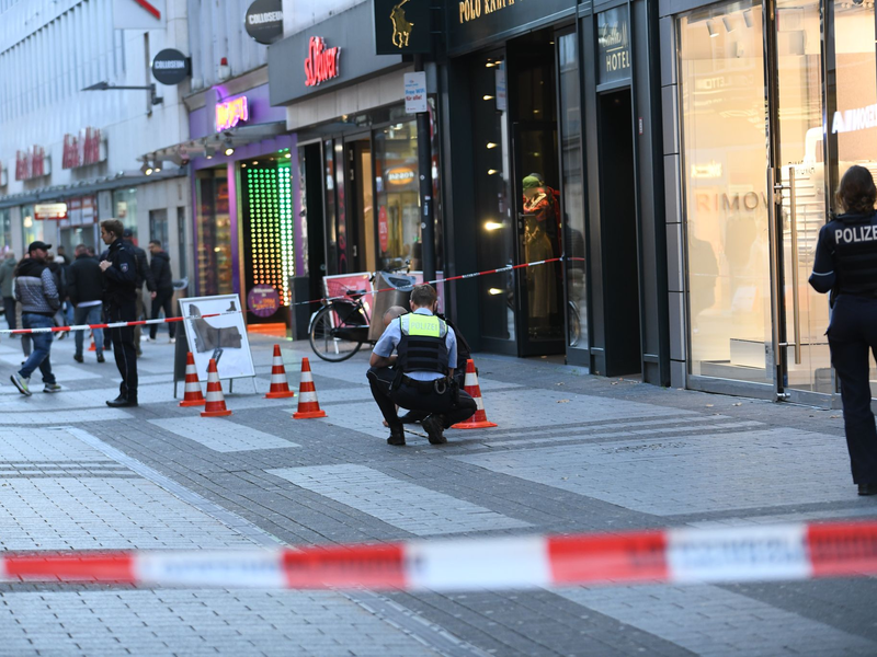 Ein mutmaßlicher Tatbeteiligter wurde festgenommen. - Foto: Vincent Kempf/dpa