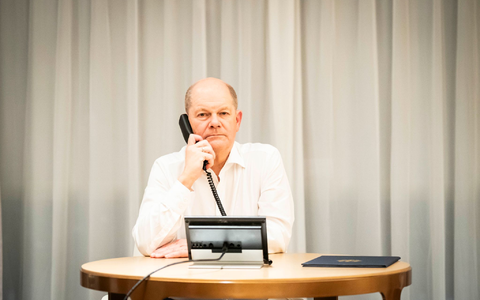 Die Mehrheit der Deutschen ist für ein Telefonat von Bundeskanzler Olaf Scholz (SPD) mit dem russischen Präsidenten Wladimir Putin.  - Foto: Steffen Kugler/Bundesregierung/dpa-Pool/dpa