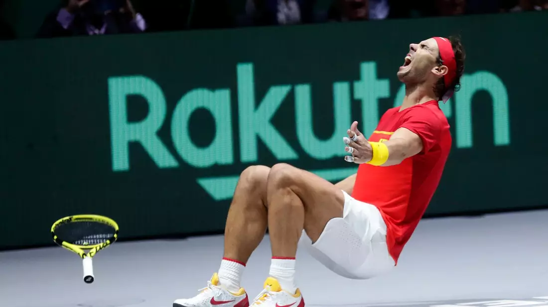 Emotional feierte Rafael Nadal den Davis-Cup-Titel 2019 - es war sein fünfter.  - Bild: Manu Fernandez/AP/dpa