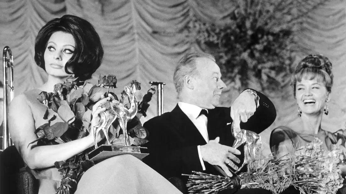 Pulver spielte oft burschikose Rollen und setzte sich seltener als liebreizende Frau in Szene (Archivbild) - Bild: Heinz-Jürgen Göttert/dpa