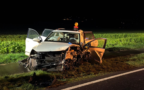 KFV Bodenseekreis: Drei Schwerverletzte nach Frontalzusammenstoß - Foto: presseportal.de