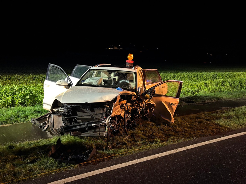 KFV Bodenseekreis: Drei Schwerverletzte nach Frontalzusammenstoß - Foto: presseportal.de