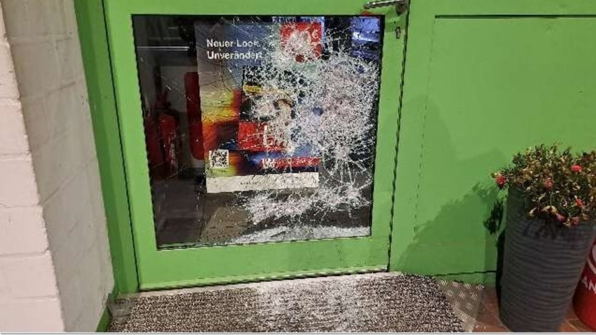 POL-ROW: ++ Zwei Einbrüche in Kindertagesstätten ++ Einbruch in Tankstelle durch aufmerksame Zeuginnen vereitelt ++ Fast 100.000 Euro Schaden bei Verkehrsunfall ++ - Foto: presseportal.de