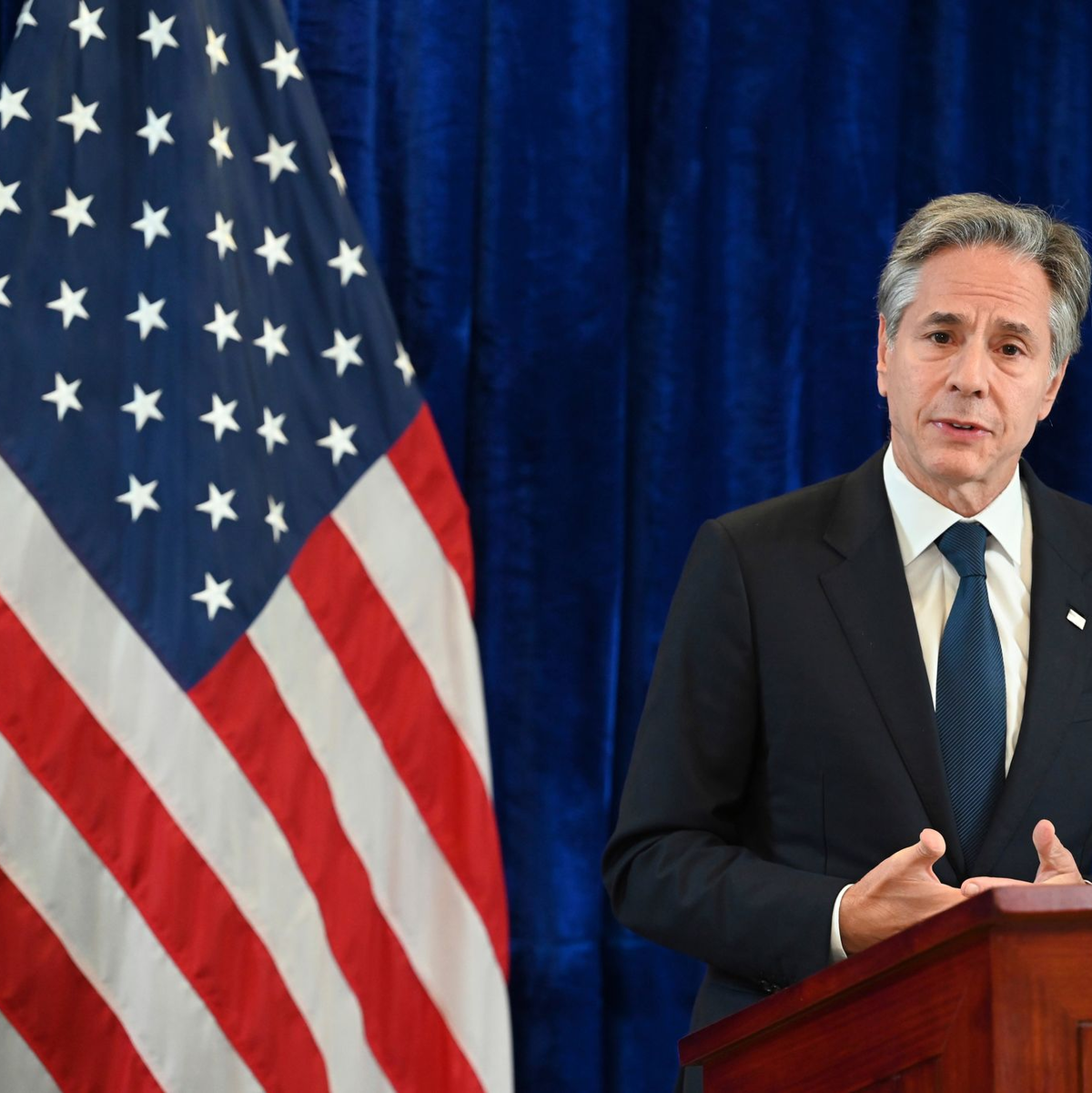 Die Sanktionen zielen darauf ab, die Einnahmen des iranischen Regimes für sein Atomprogramm, die Raketenentwicklung und die Unterstützung von Terrororganisationen zu unterbrechen. - Foto: Tang Chhin Sothy/Pool AFP/AP/dpa