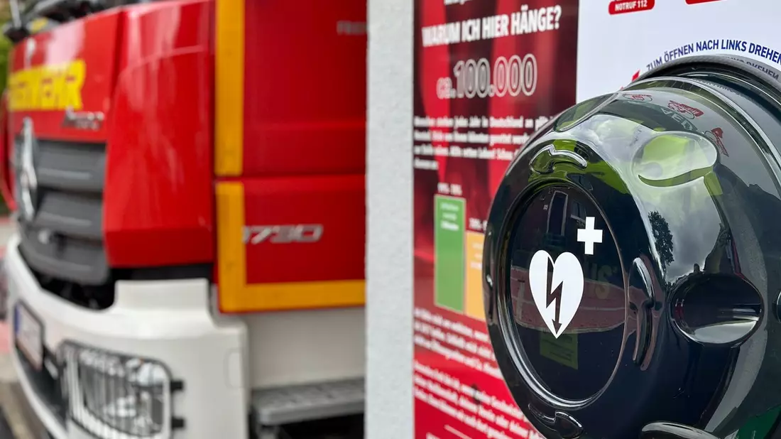 FW Hünxe: Sicherheit im Ernstfall - Jetzt für eine AED-Schulung anmelden - Bild: presseportal.de