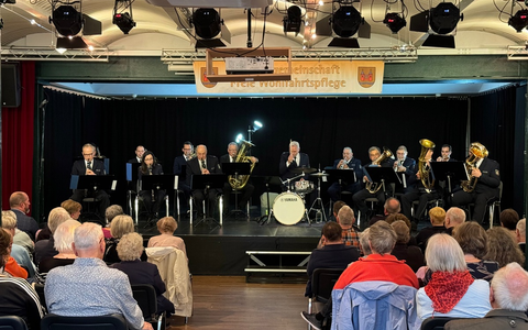 POL-EN: Schwelm: Landespolizeiorchester bei Präventionsveranstaltung zu Besuch - Foto: presseportal.de POL-EN: Schwelm: Landespolizeiorchester bei Präventionsveranstaltung zu Besuch - Foto: presseportal.de