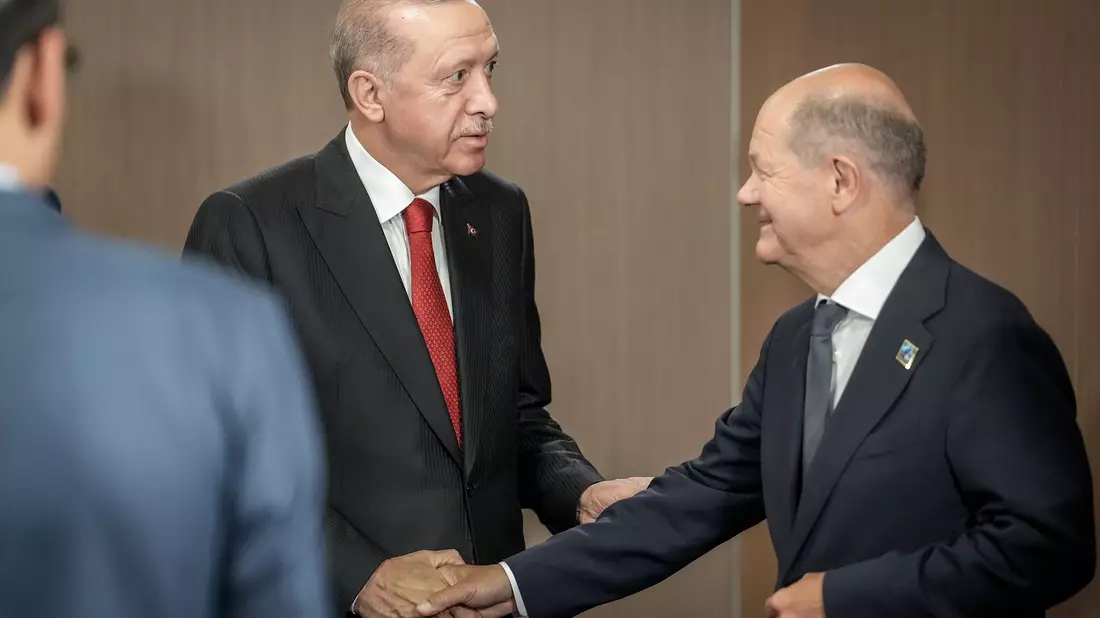 Scholz reist zu Treffen mit Erdogan in die Türkei. - Bild: Kay Nietfeld/dpa