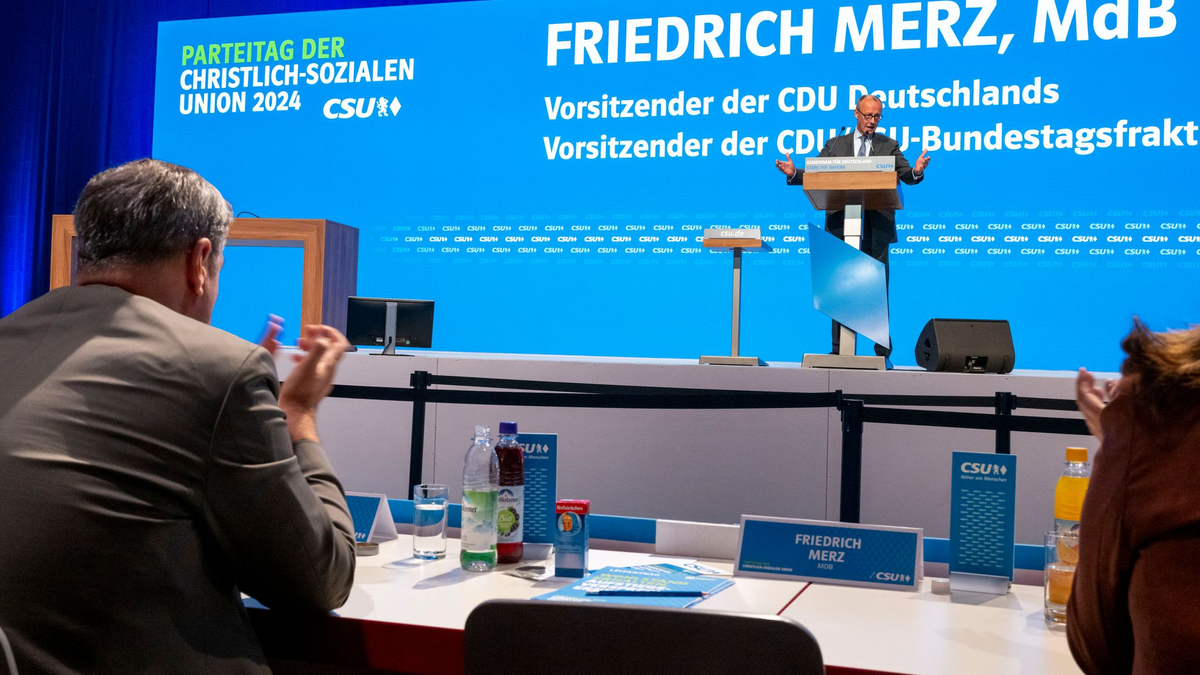 Klare Worte von Friedrich Merz auf dem CSU-Parteitag. - Foto: Peter Kneffel/dpa