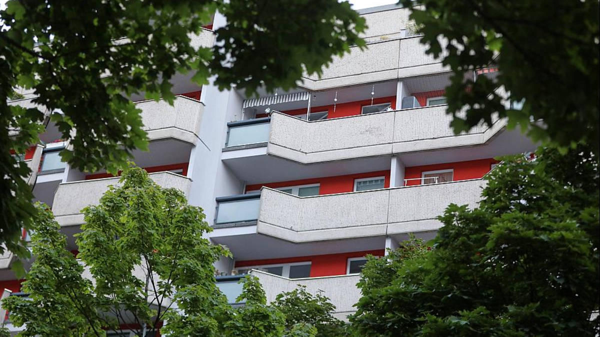 Wohnhaus mit Balkonen (Archiv) - Foto: über dts Nachrichtenagentur