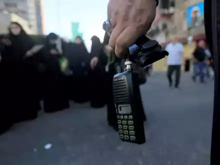 Der Iran hat Pager in Flugzeugen verboten. - Foto: Bilal Jawich/XinHua/dpa