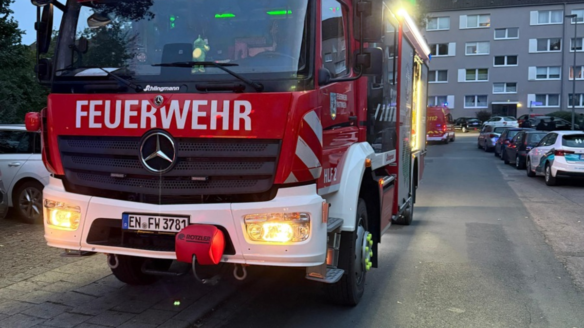FW-EN: Gemeldeter Brand in einer Wohnung mit Menschenleben in Gefahr - Foto: presseportal.de
