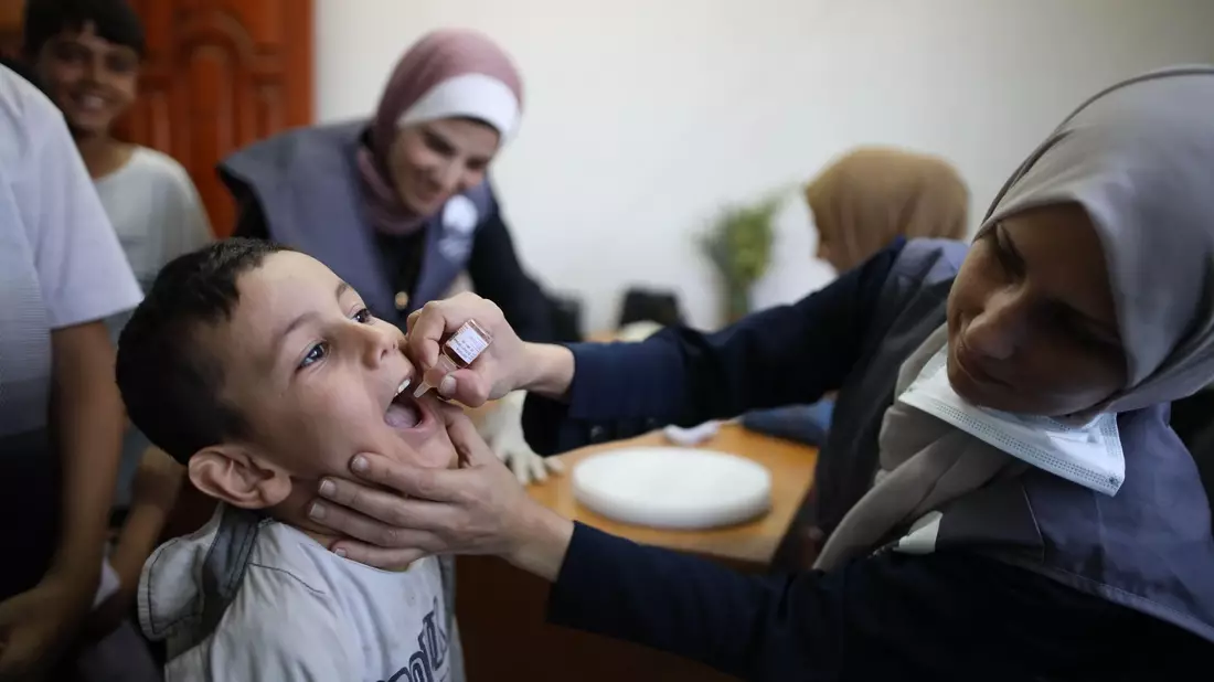 Die Polio-Impfung im Gazastreifen wird fortgesetzt. (Archivbild) - Bild: Marwan Dawood/XinHua/dpa