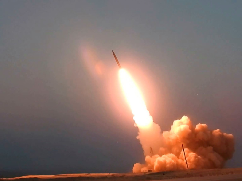 Für die EU ist es ein Tabu-Bruch, dass der Iran nun auch ballistische Raketen an Russland liefert. (Archivbild) - Foto: Uncredited/Iranian Defense Ministry/AP/dpa
