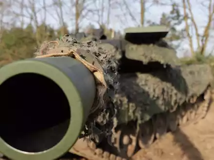 Qualifikation neuer Panzermunition - Zusammenarbeit zwischen Deutschland und Großbritannien - Foto: presseportal.de