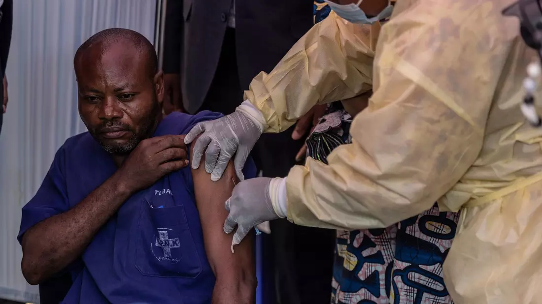 Anfang Oktober hat die Demokratische Republik mit Impfungen gegen Mpox begonnen. (Archivbild) - Bild: Moses Sawasawa/AP/dpa